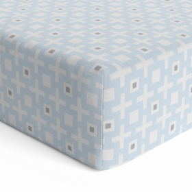 B & N Printed Percale Fitted Crib Sheet (Color: Blue Check)